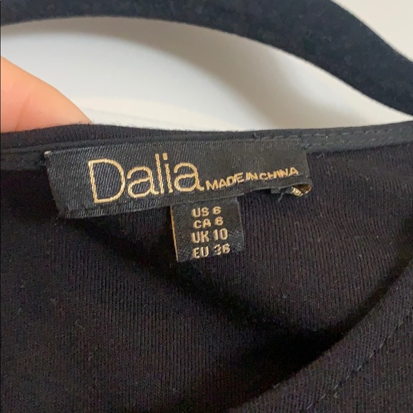 Long sleeve black dress - Picture 3 of 3